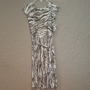 Nine West Women's Green and White Pleated Midi Dress Size L